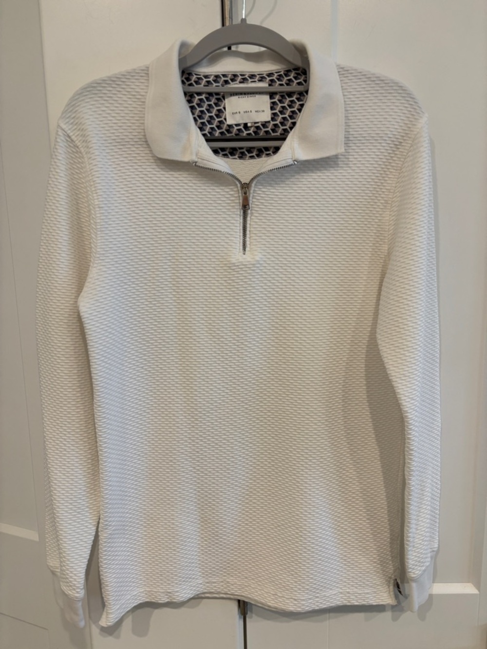 Men's White Half-Zip Polo Shirt - Classic Long Sleeve. Size S